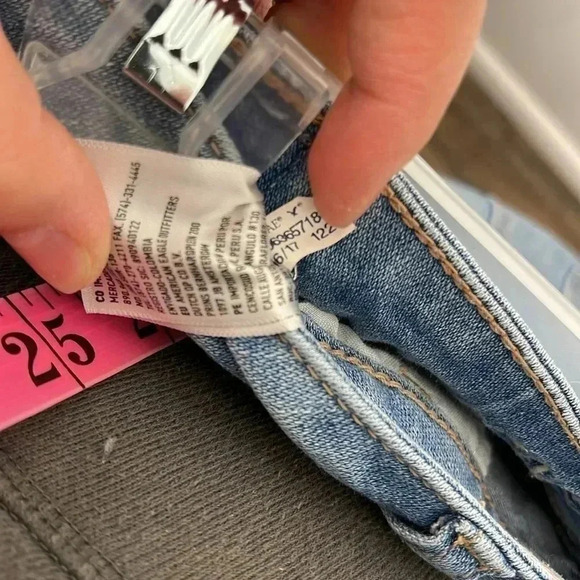 American Eagle high rise Jegging Jeans  6 - Picture 7 of 9